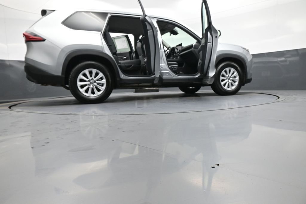Certified 2025 Toyota Grand Highlander AWD image 49