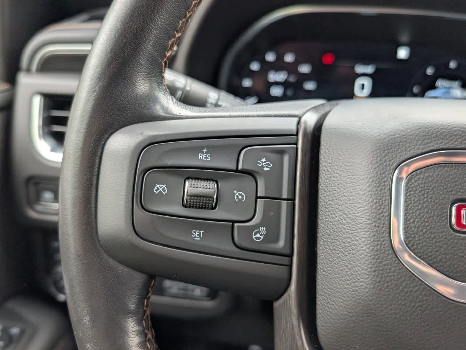 Certified 2022 GMC Yukon AT4 AWD/4WD image 25