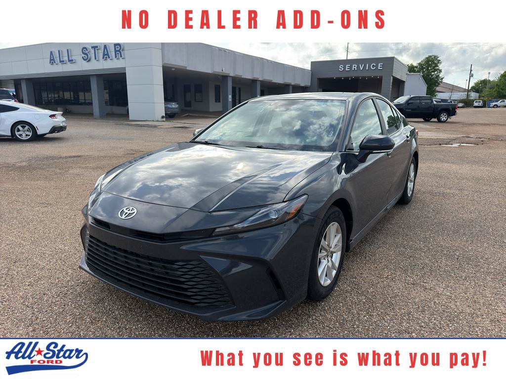 Used 2025 Toyota Camry LE FWD video 1