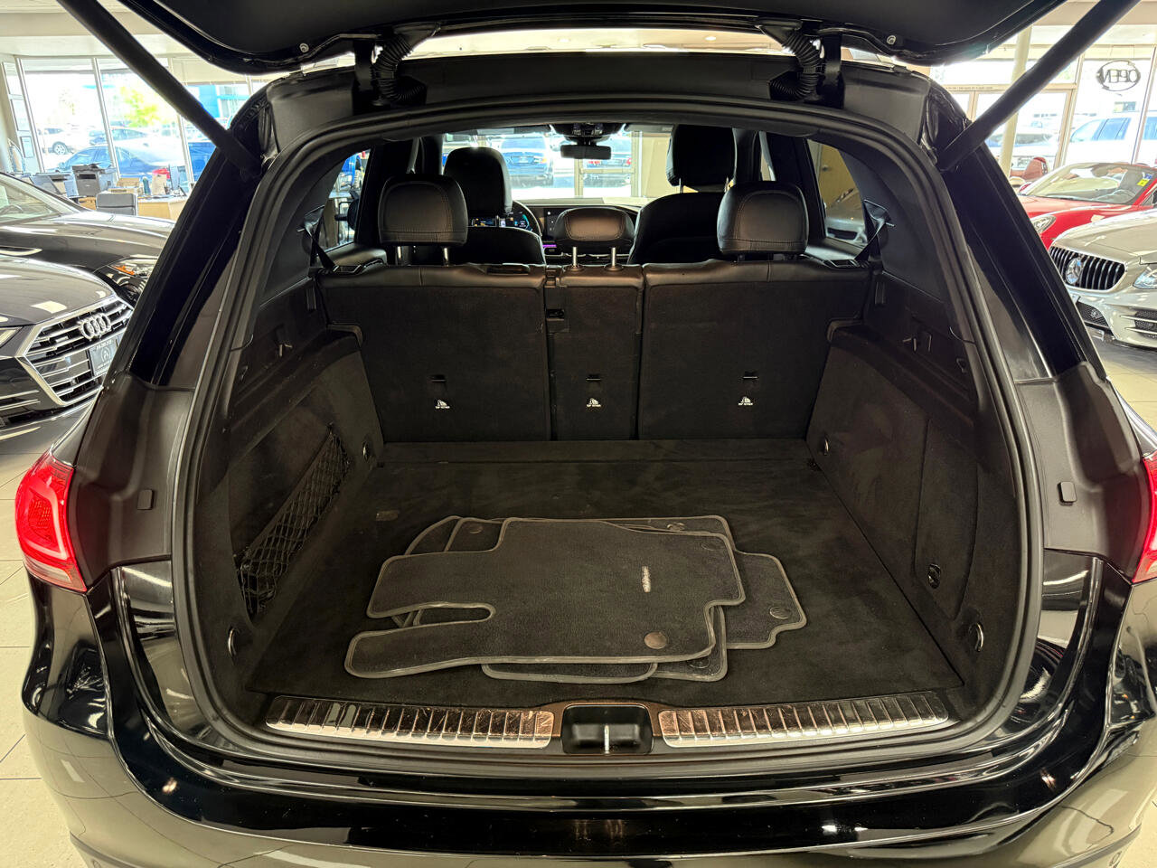 Used 2020 Mercedes-Benz GLE 350 w/ Parking Assist Package image 28