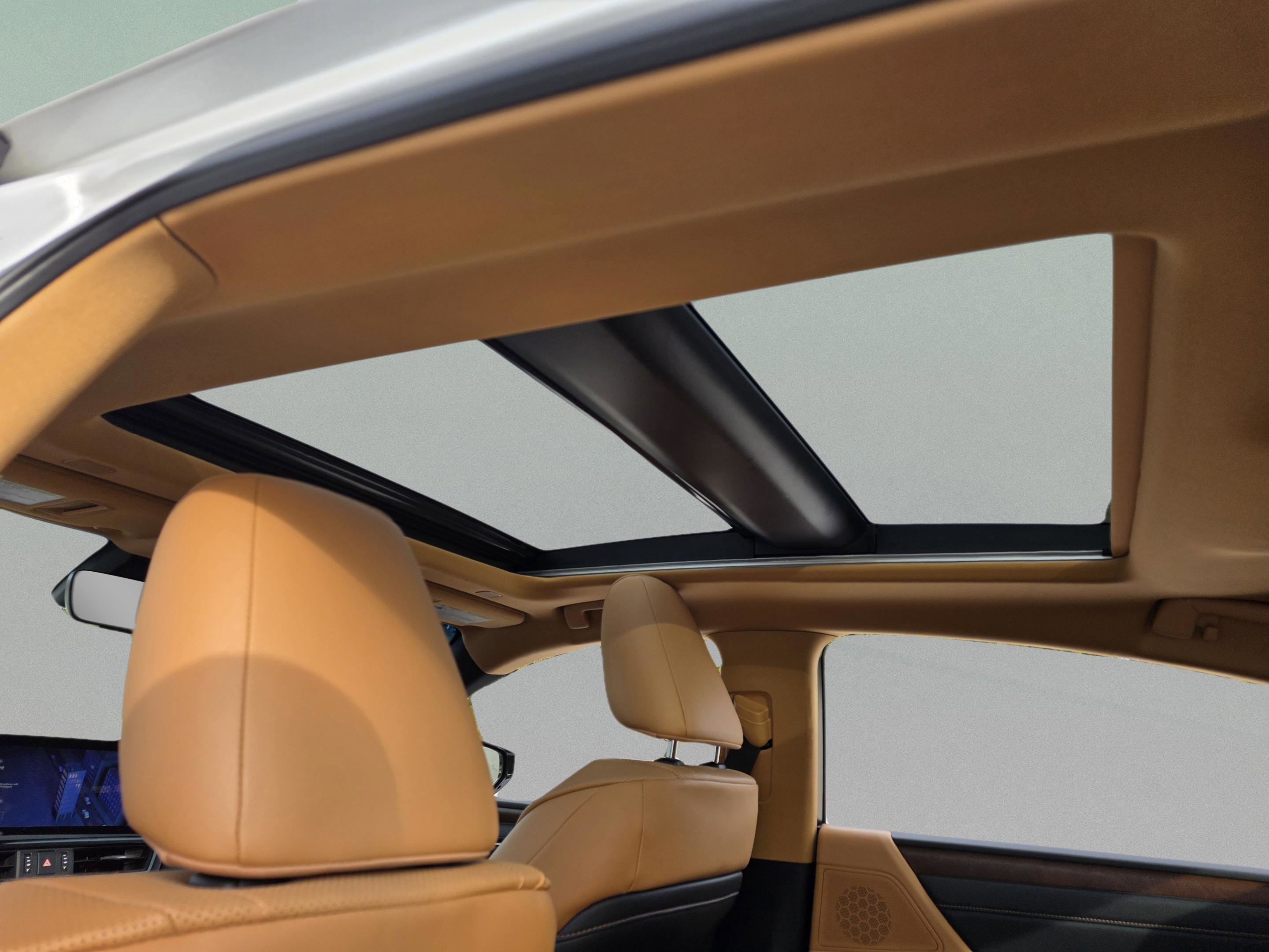 Used 2024 Lexus ES 350 w/ Luxury Package image 20