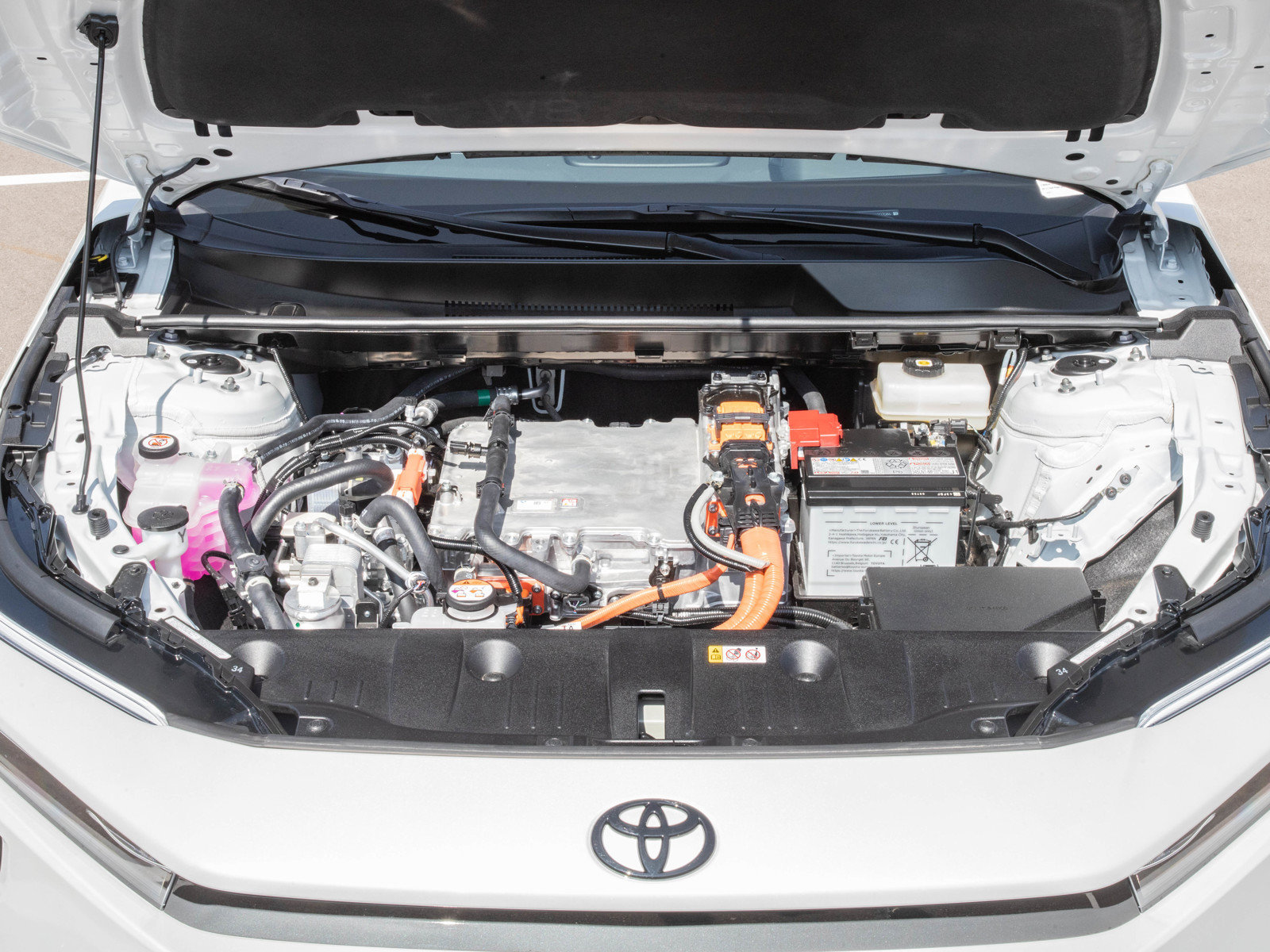 Certified 2026 Toyota bZ AWD/4WD image 31