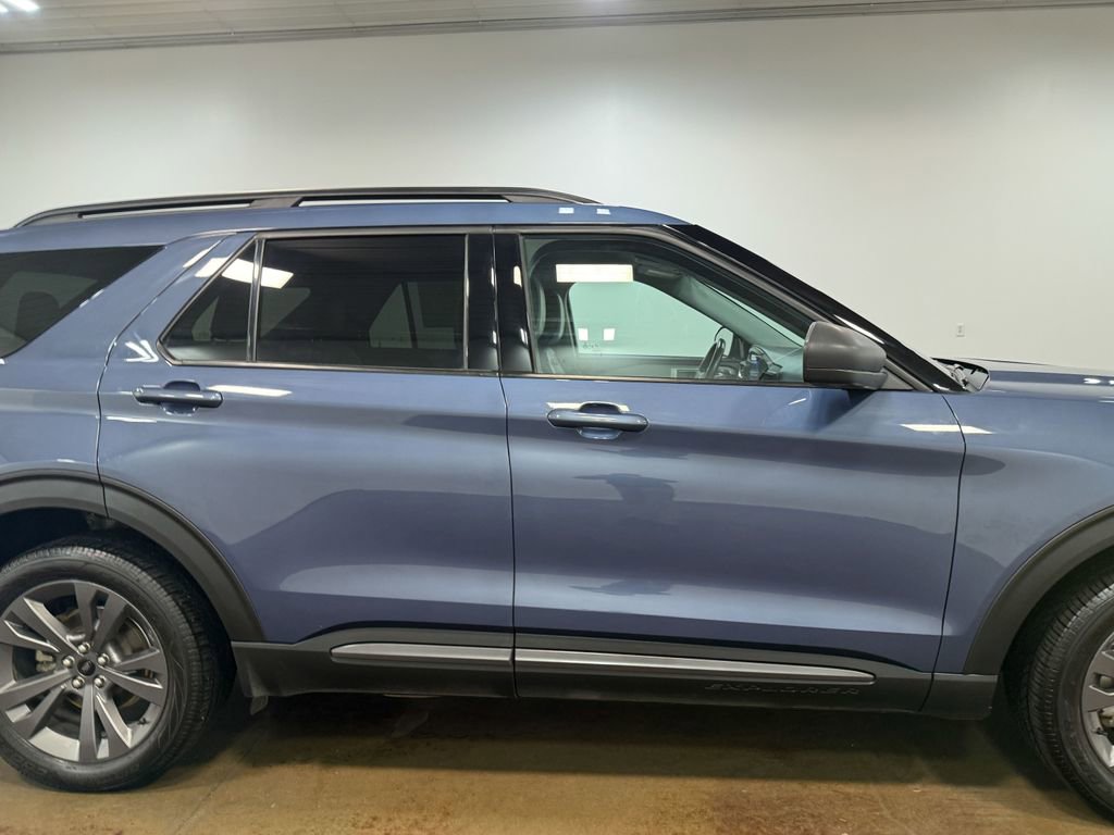 Used 2021 Ford Explorer XLT w/ Equipment Group 202A image 32