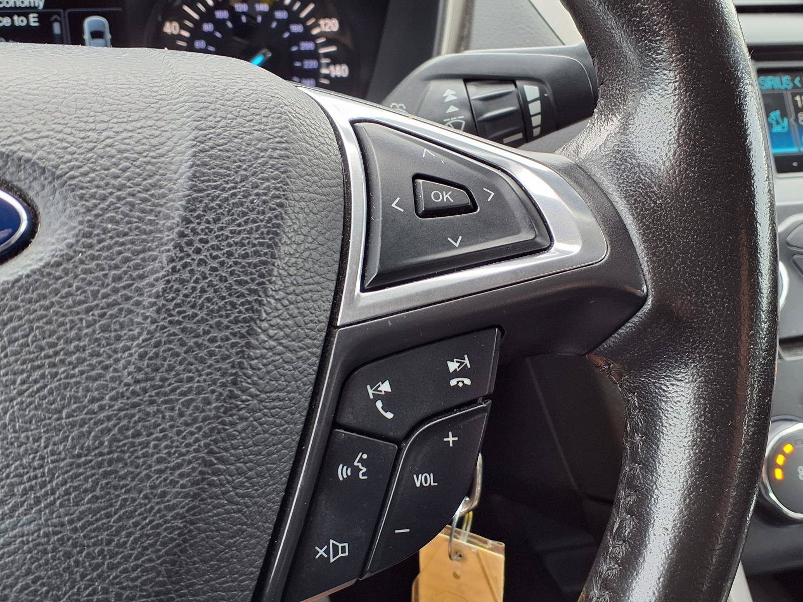 Used 2014 Ford Fusion SE w/ Equipment Group 202A FWD image 26