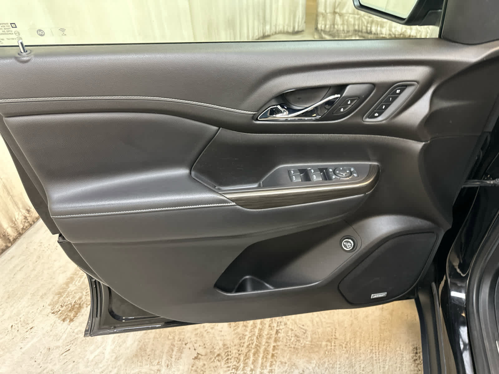 Certified 2021 GMC Acadia SLT w/ Premium Package image 27