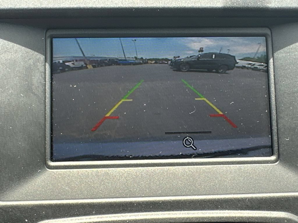 Used 2015 Ford Fusion SE FWD image 28