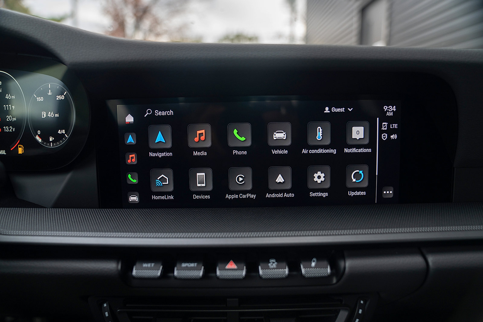 Certified 2022 Porsche 911 Carrera image 11