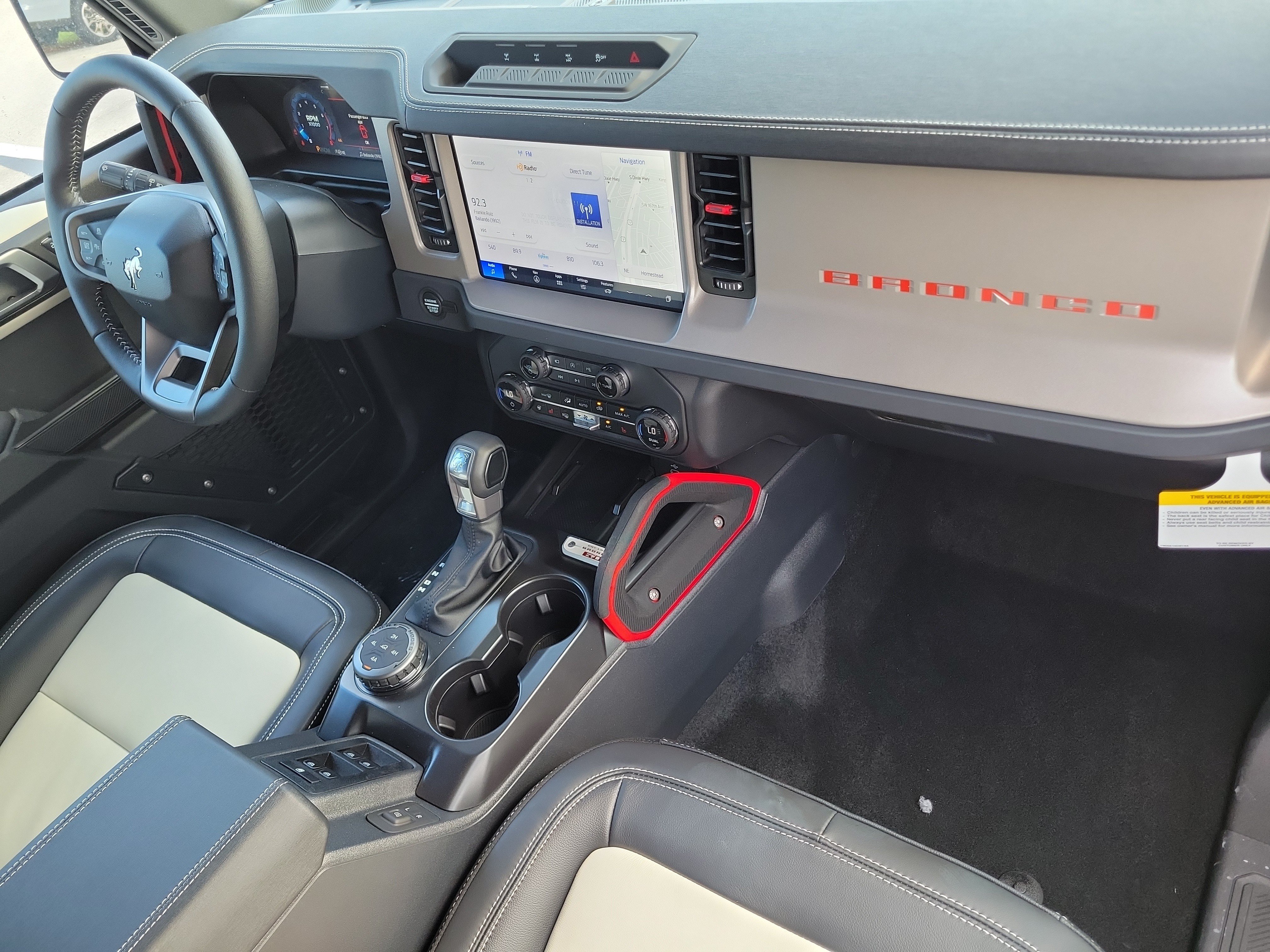 New 2026 Ford Bronco Outer Banks w/ Sasquatch Package AWD/4WD image 14