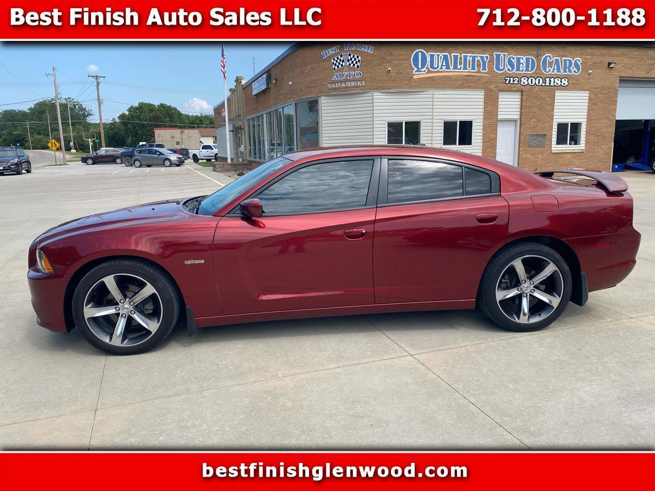 Used 2014 Dodge Charger SXT RWD image 1