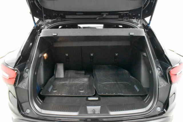 Used 2025 Chevrolet Trax RS w/ Driver Confidence Package image 11