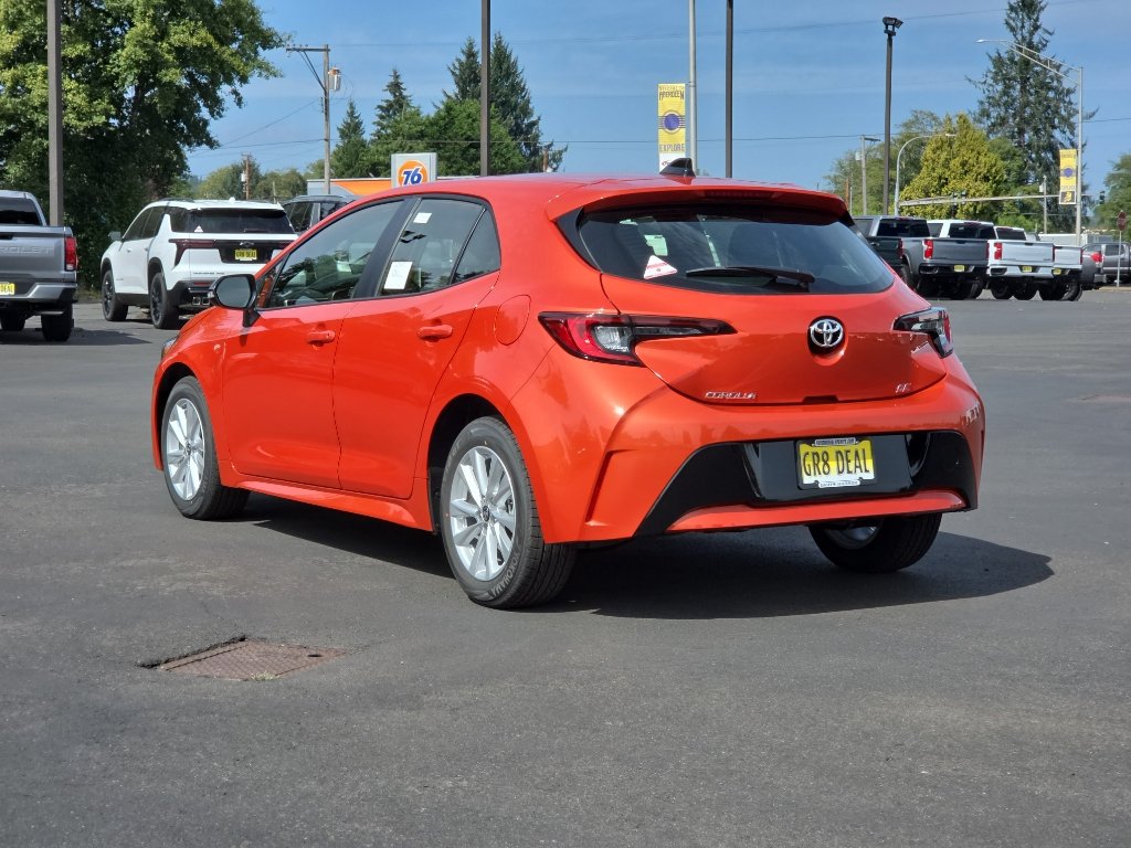 New 2027 Toyota Corolla SE w/ SE Premium Package FWD image 4