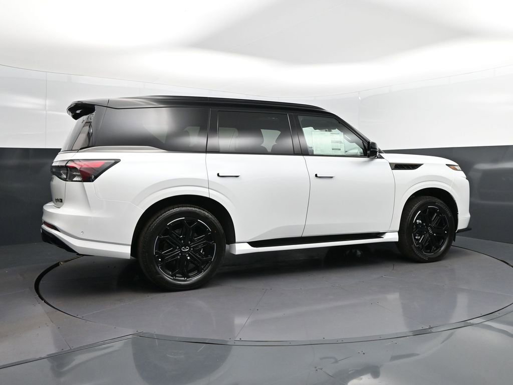 New 2026 INFINITI QX80 4WD image 8