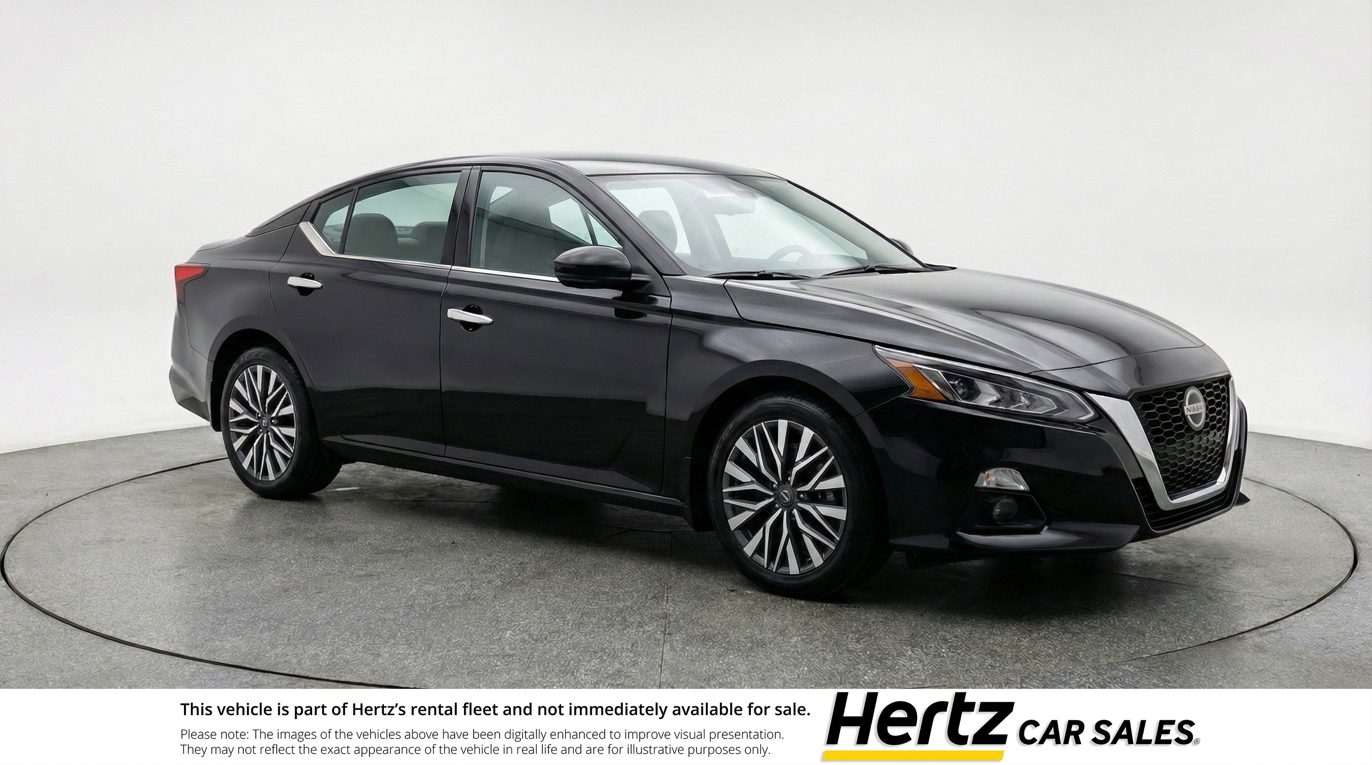 Used 2025 Nissan Altima 2.5 SV image 1