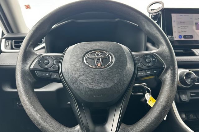 Certified 2023 Toyota RAV4 LE AWD/4WD image 27