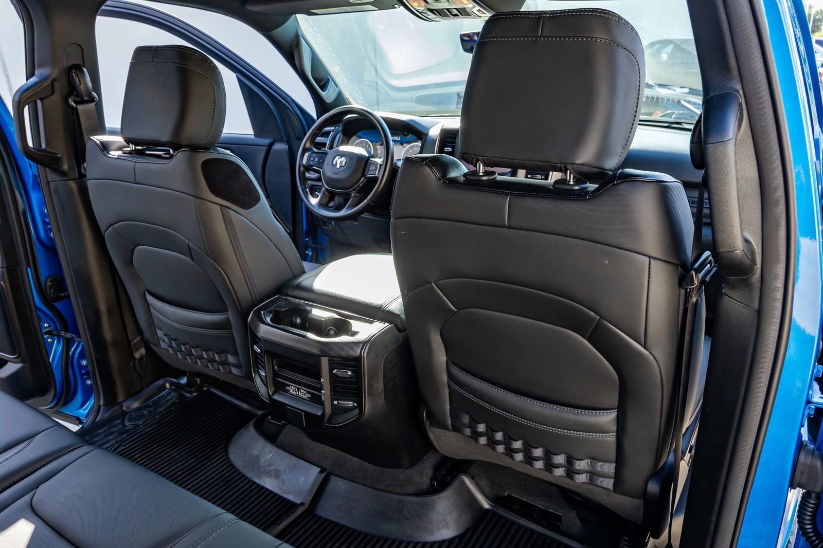 Used 2023 RAM 1500 Big Horn AWD/4WD image 32