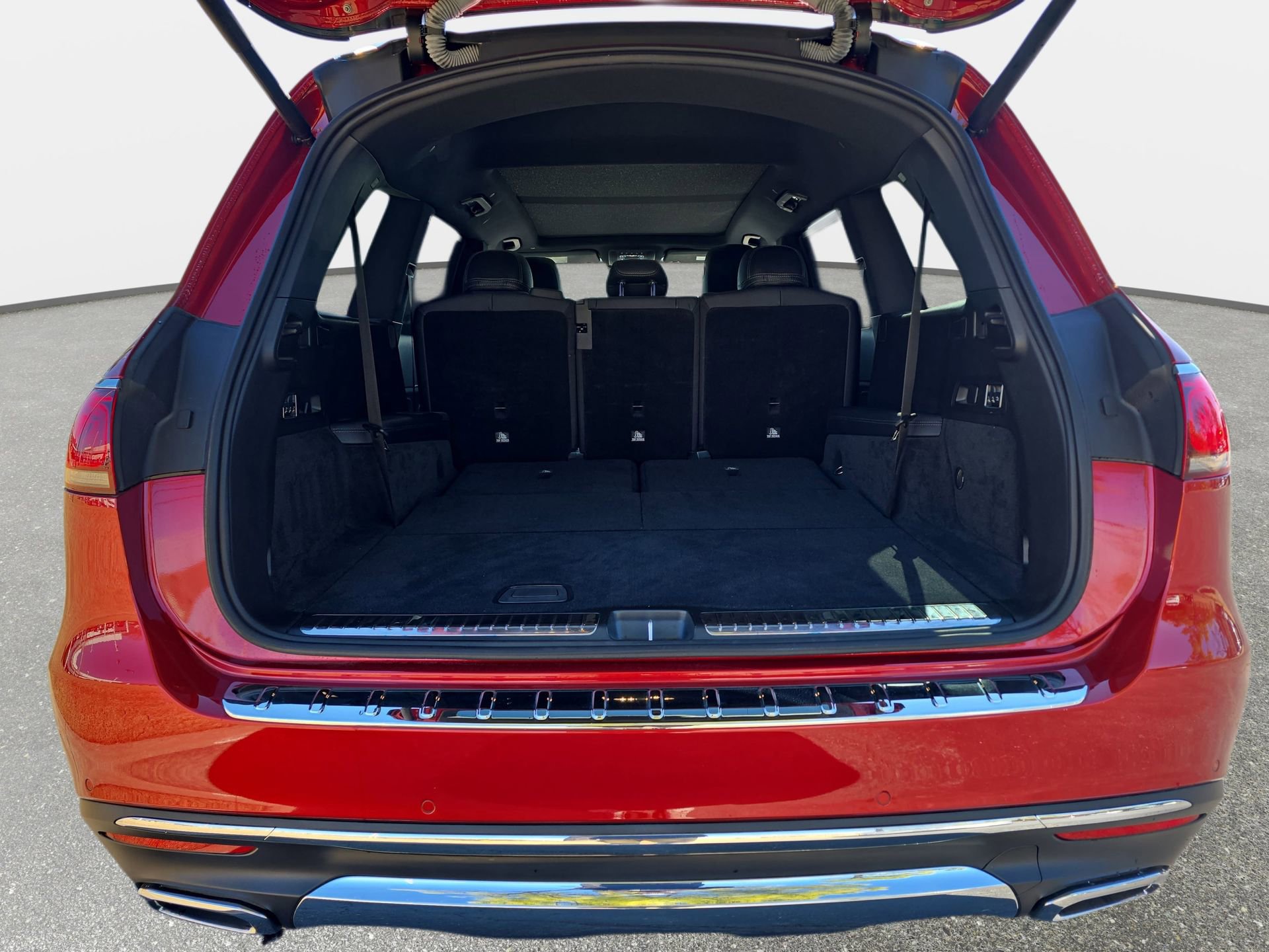 Used 2021 Mercedes-Benz GLS 450 4MATIC image 12