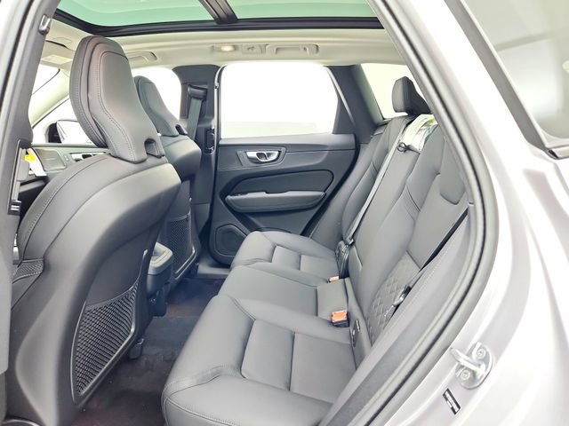New 2026 Volvo XC60 B5 Plus w/ Climate Package image 28