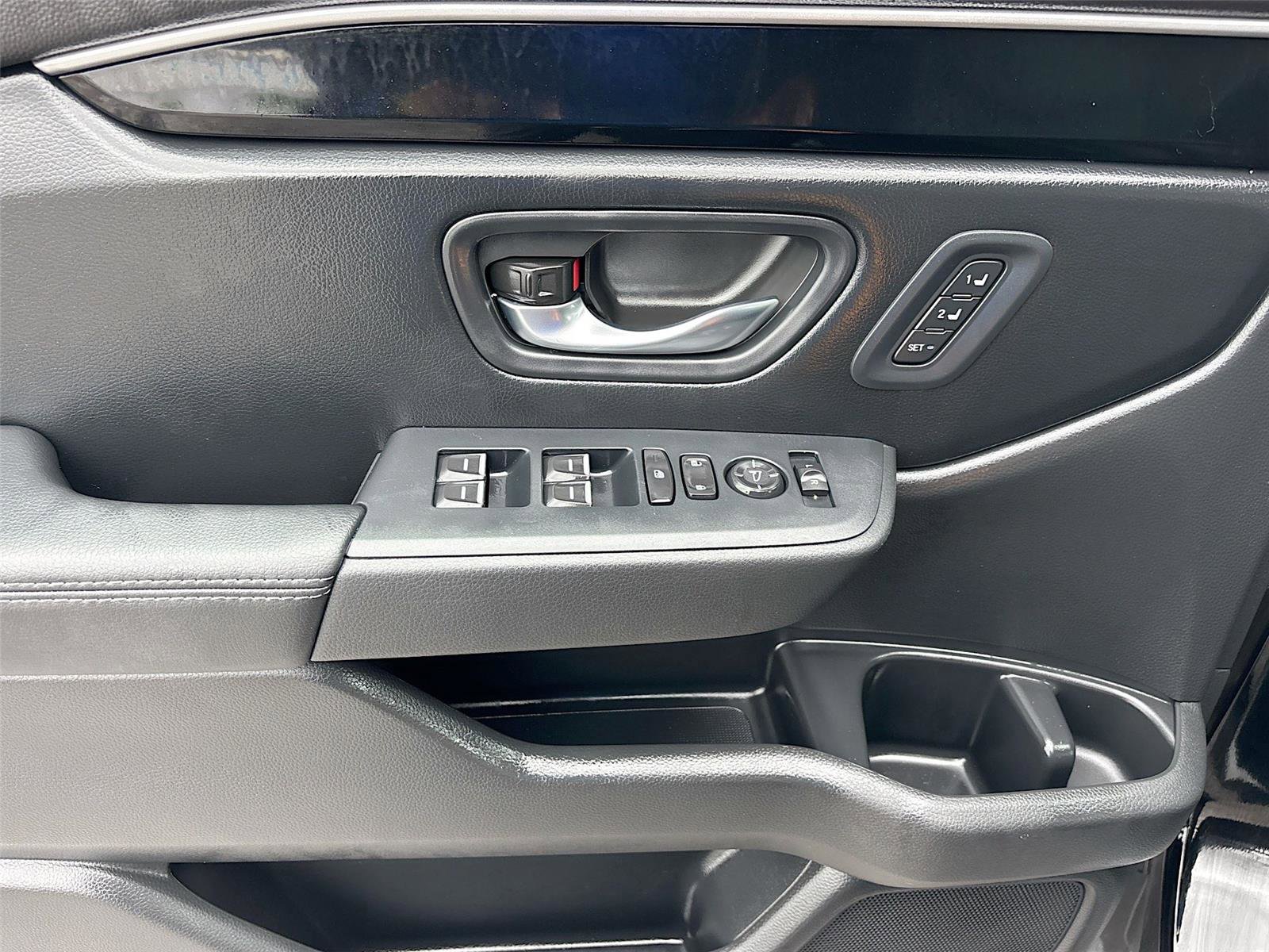 Certified 2025 Honda Pilot Touring image 21