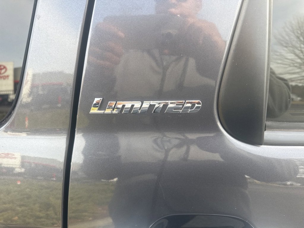 Used 2017 Toyota Sequoia Limited image 8