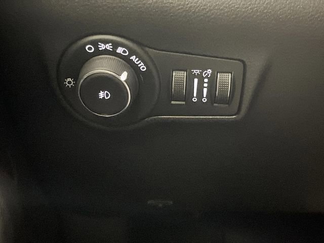 Used 2024 Jeep Compass Limited w/ High Altitude Package image 26