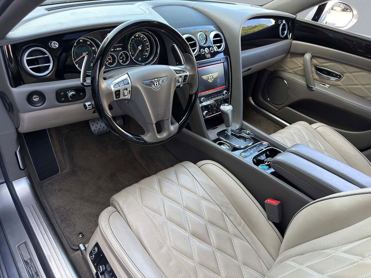 Used 2016 Bentley Flying Spur W12 image 39