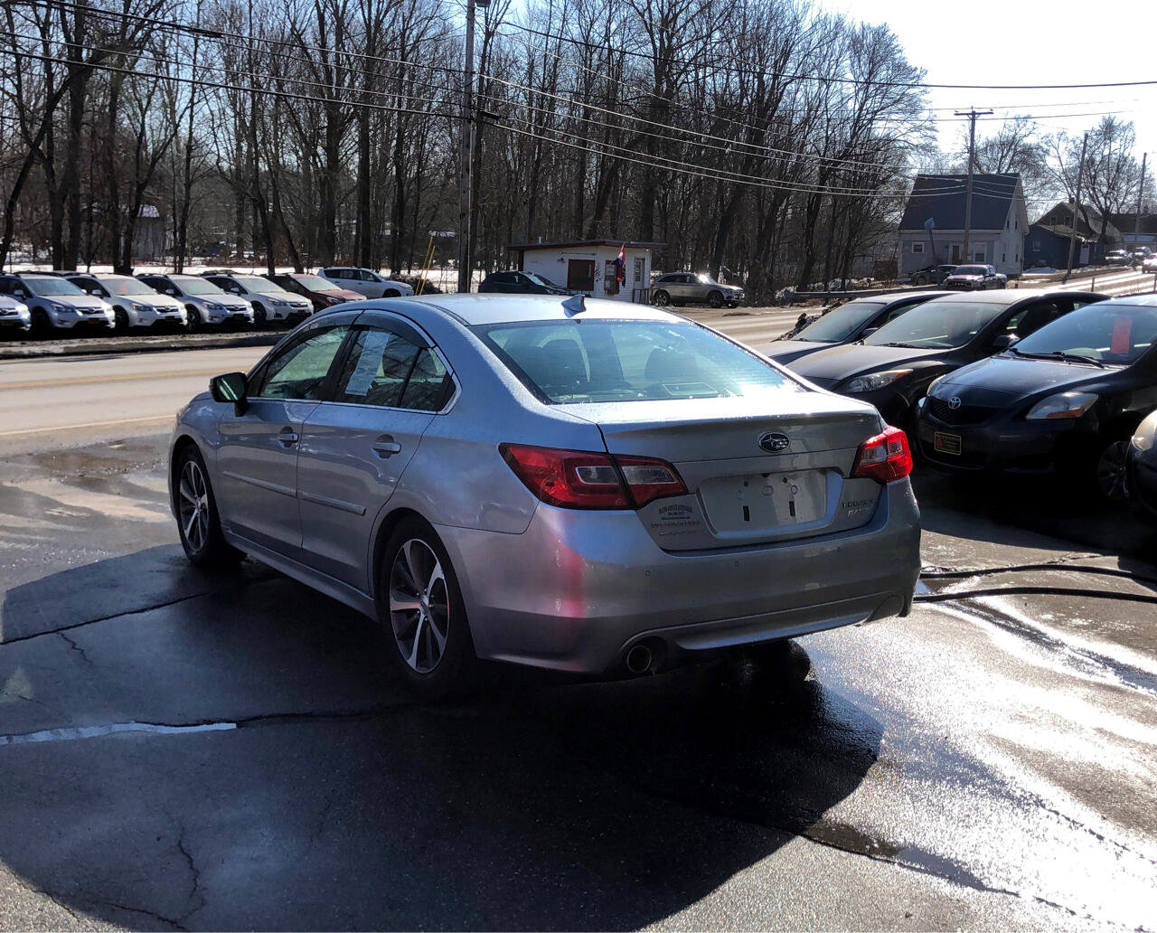 Used 2017 Subaru Legacy 2.5i Limited image 5