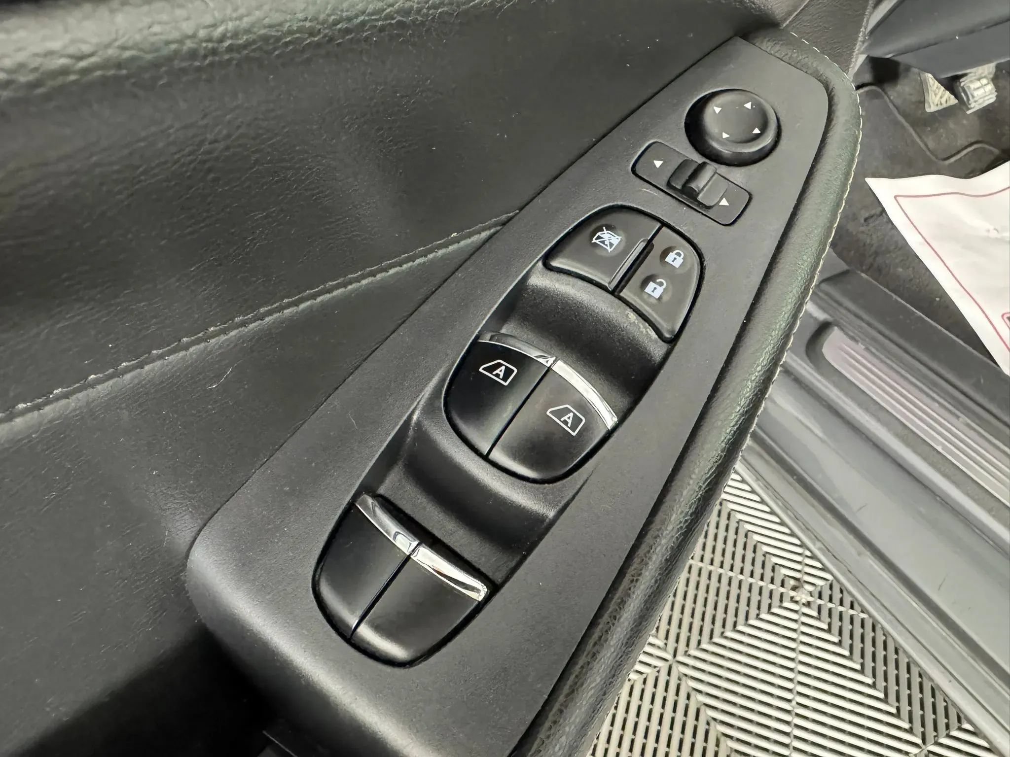Used 2022 Nissan Maxima Platinum w/ Sport Mat Group FWD image 40