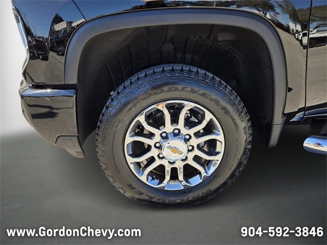 New 2026 Chevrolet Silverado 3500 LT w/ Z71 Chrome Sport Edition image 13