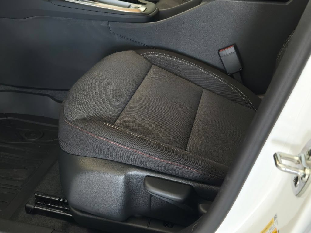 New 2026 Chevrolet Trax RS w/ Driver Confidence Package FWD image 22