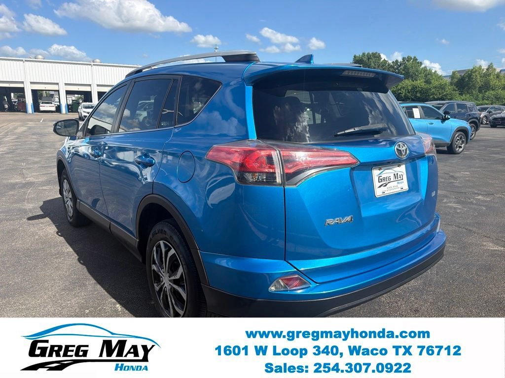 Used 2016 Toyota RAV4 LE FWD image 5