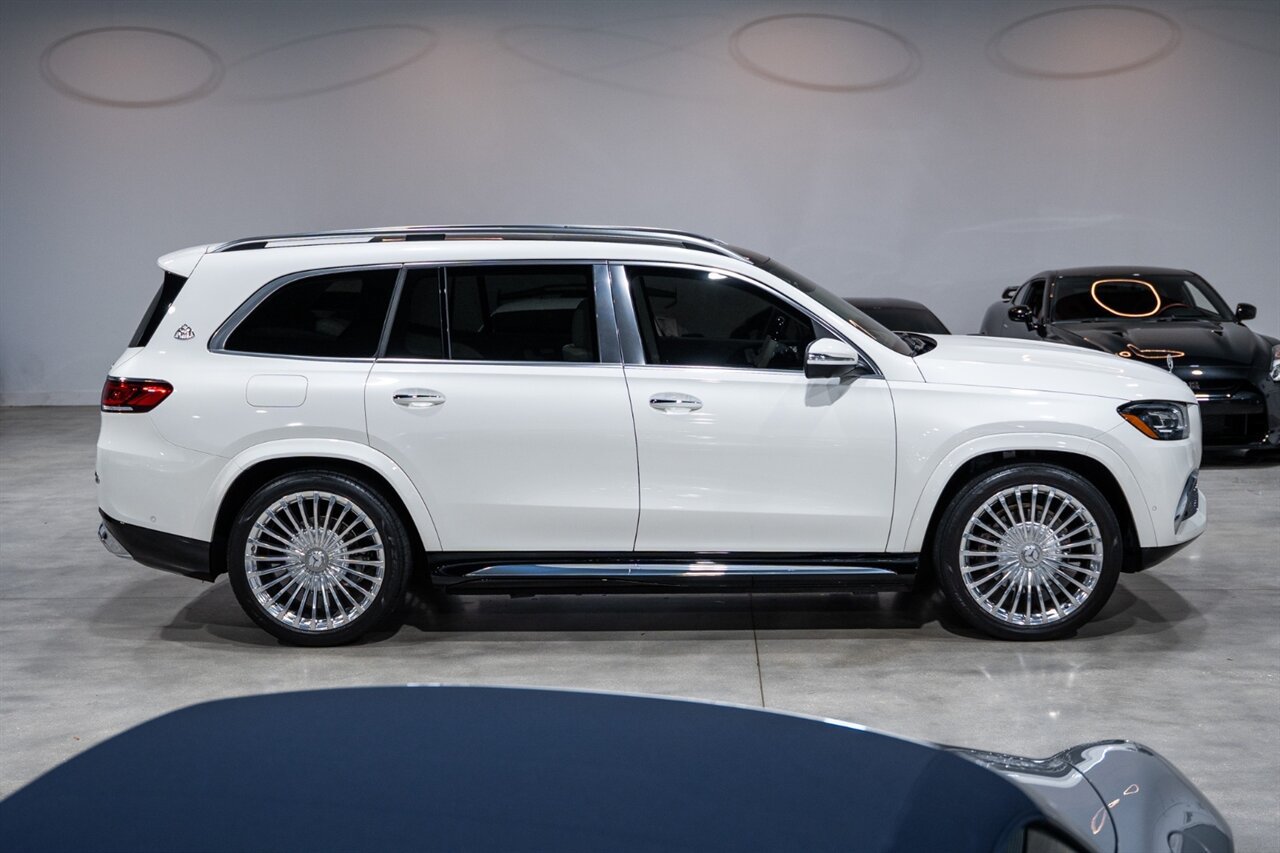 Used 2022 Mercedes-Benz Maybach GLS 600 4MATIC image 7