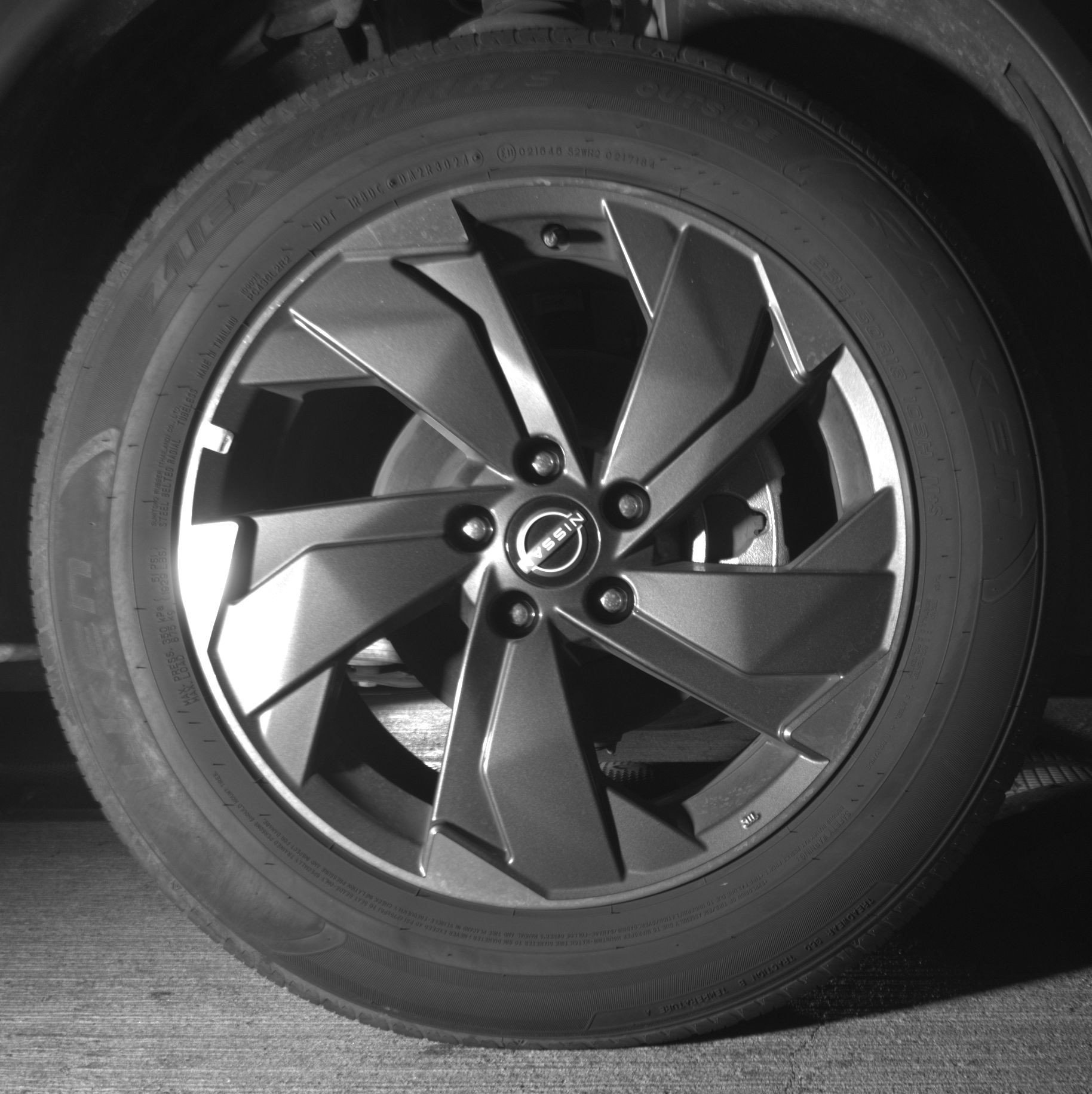 Used 2025 Nissan Rogue SV image 13