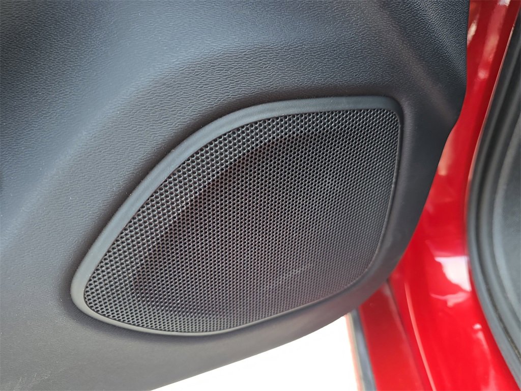 Used 2020 Volvo S60 T5 Momentum image 26