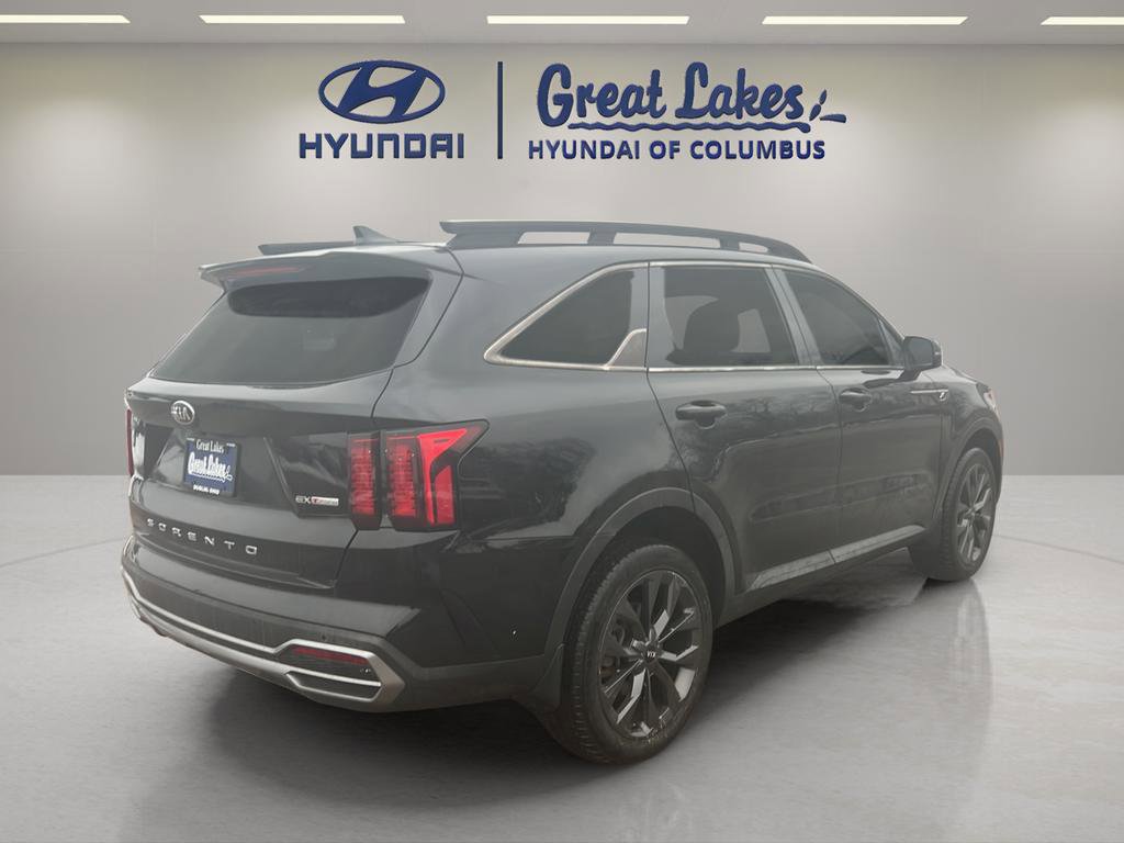 Used 2021 Kia Sorento EX w/ EX AWD X-Line Package image 5