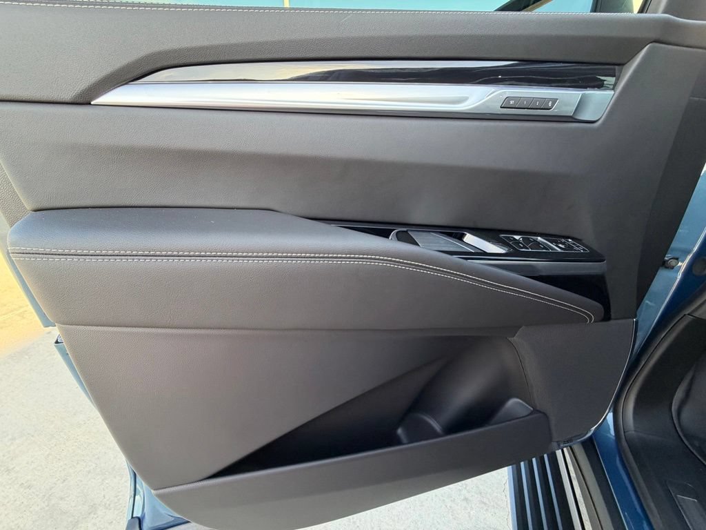 New 2026 Cadillac Escalade Sport w/ Touring Package AWD/4WD image 15