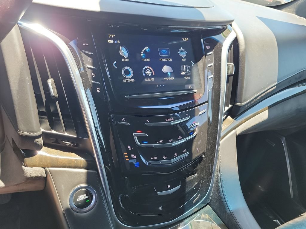 Used 2019 Cadillac Escalade ESV Platinum AWD/4WD image 13