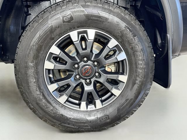 Used 2024 Nissan Titan PRO-4X w/ Pro-4x Convenience Package AWD/4WD image 38