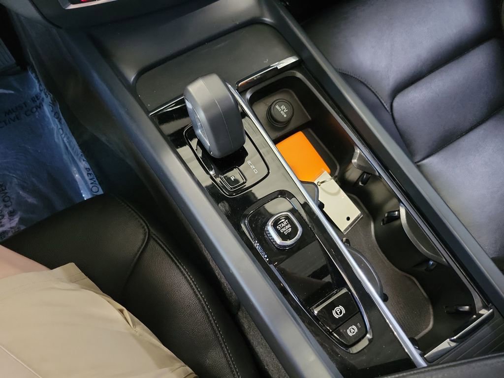 Used 2024 Volvo S60 B5 Core image 19