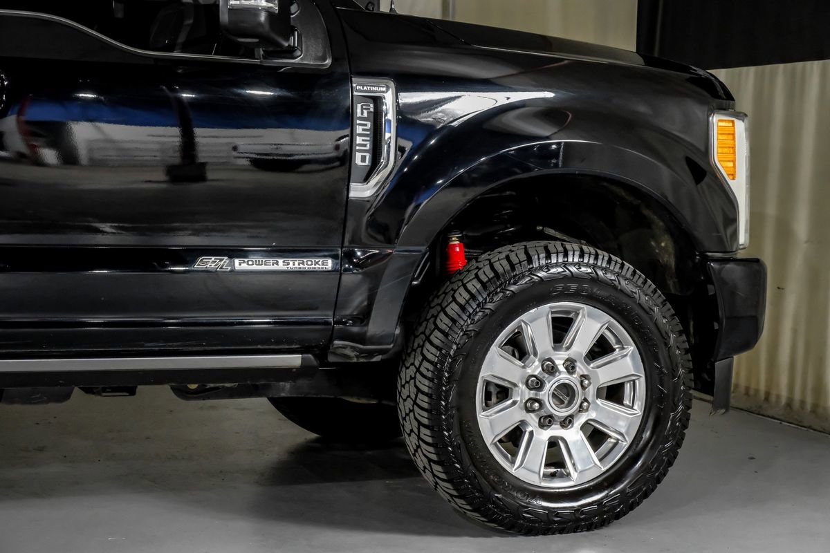 Used 2017 Ford F250 Platinum w/ FX4 Off-Road Package image 7