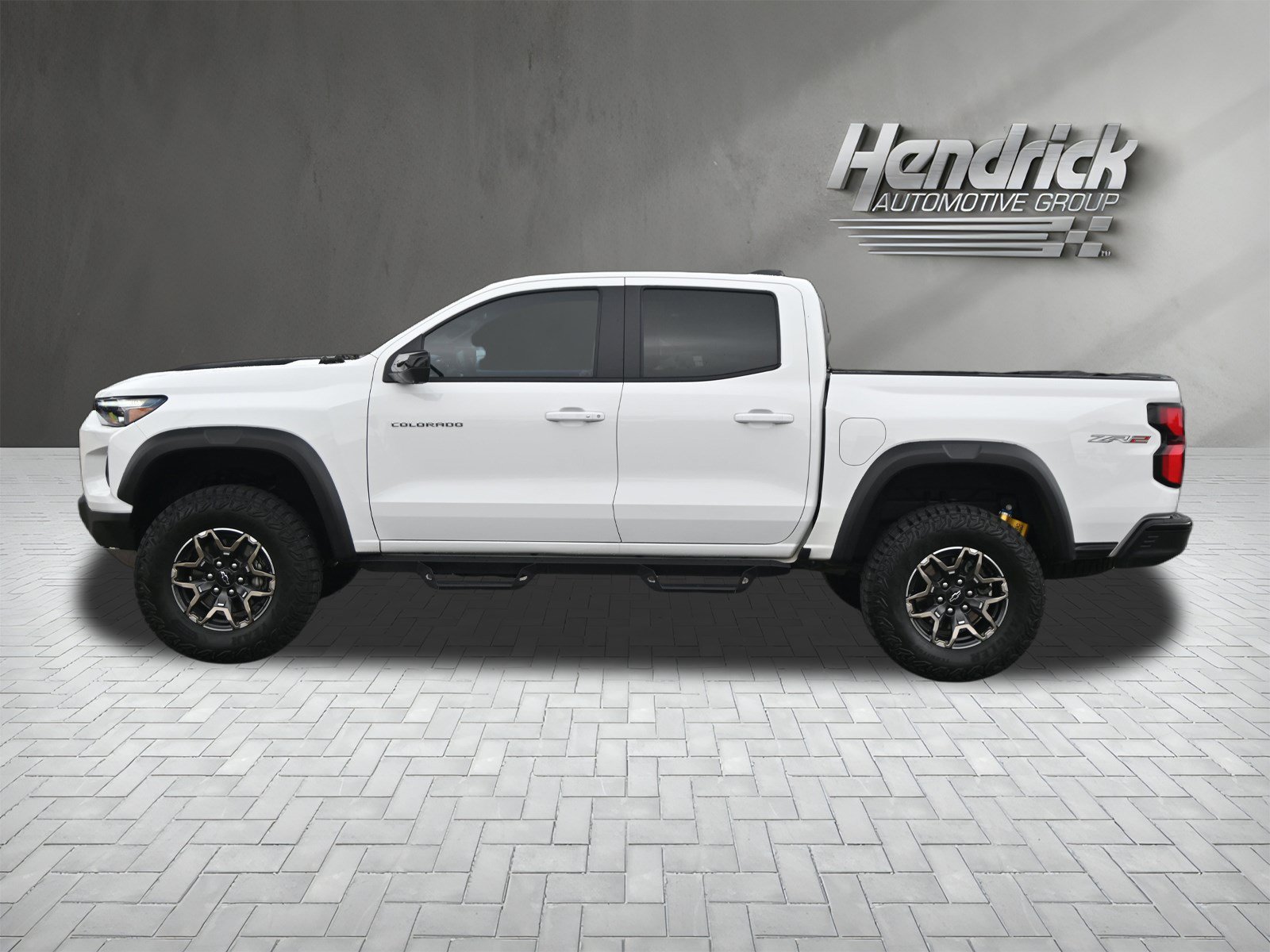 Used 2024 Chevrolet Colorado ZR2 w/ ZR2 Convenience Package III AWD/4WD image 7