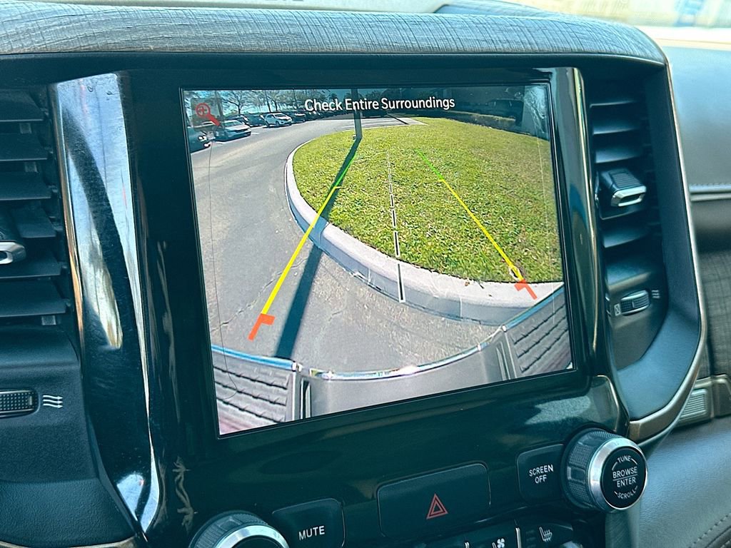 Used 2022 RAM 2500 Limited image 14