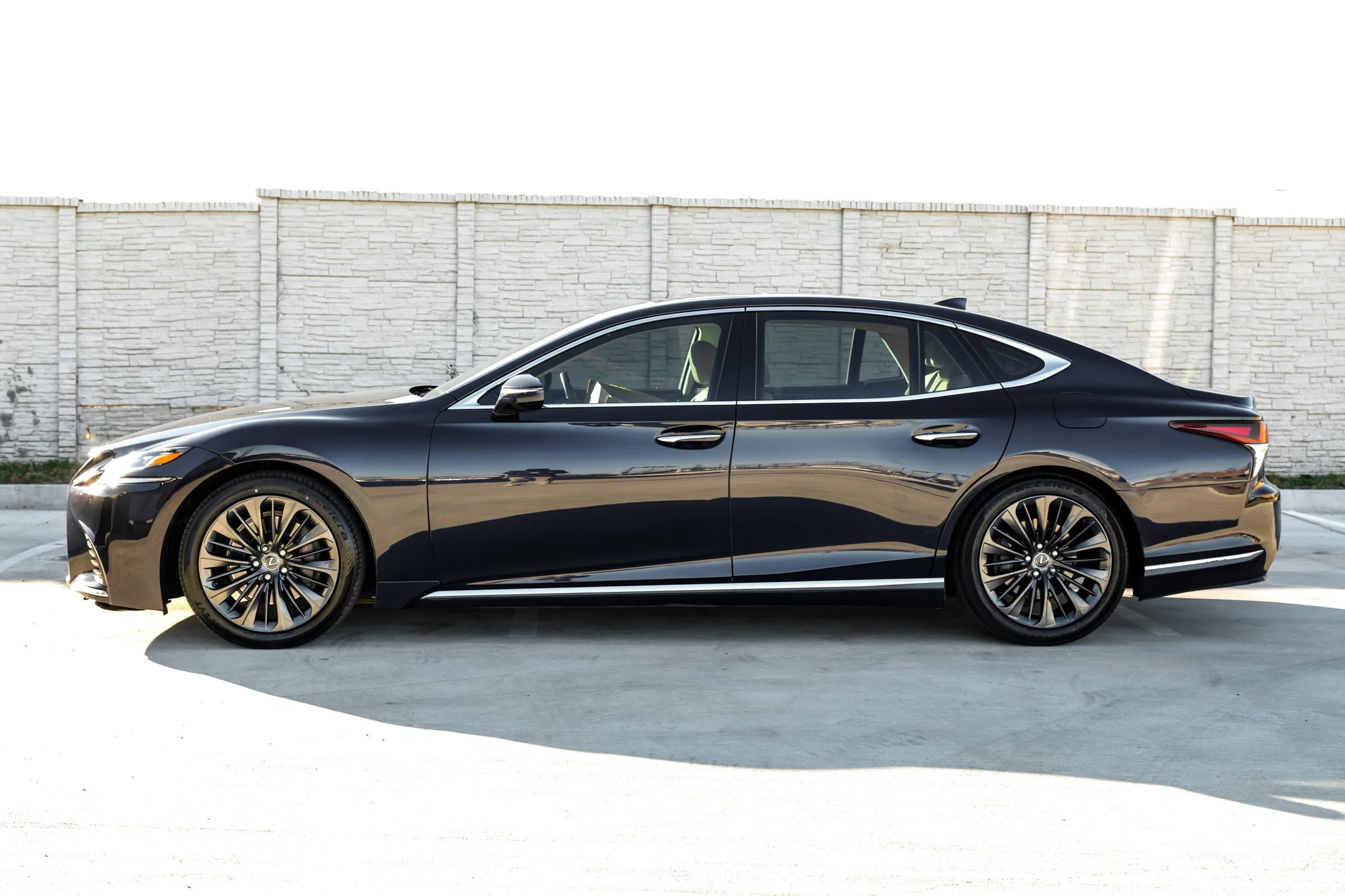 Used 2019 Lexus LS 500 w/ Interior Upgrade Package image 12