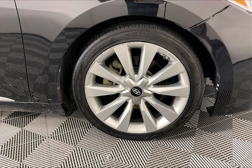 Used 2015 Hyundai Azera Limited FWD image 12