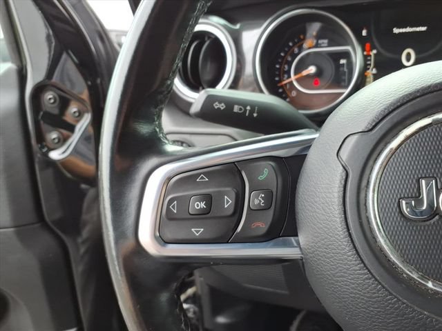 Used 2020 Jeep Wrangler Unlimited Sahara AWD/4WD image 19