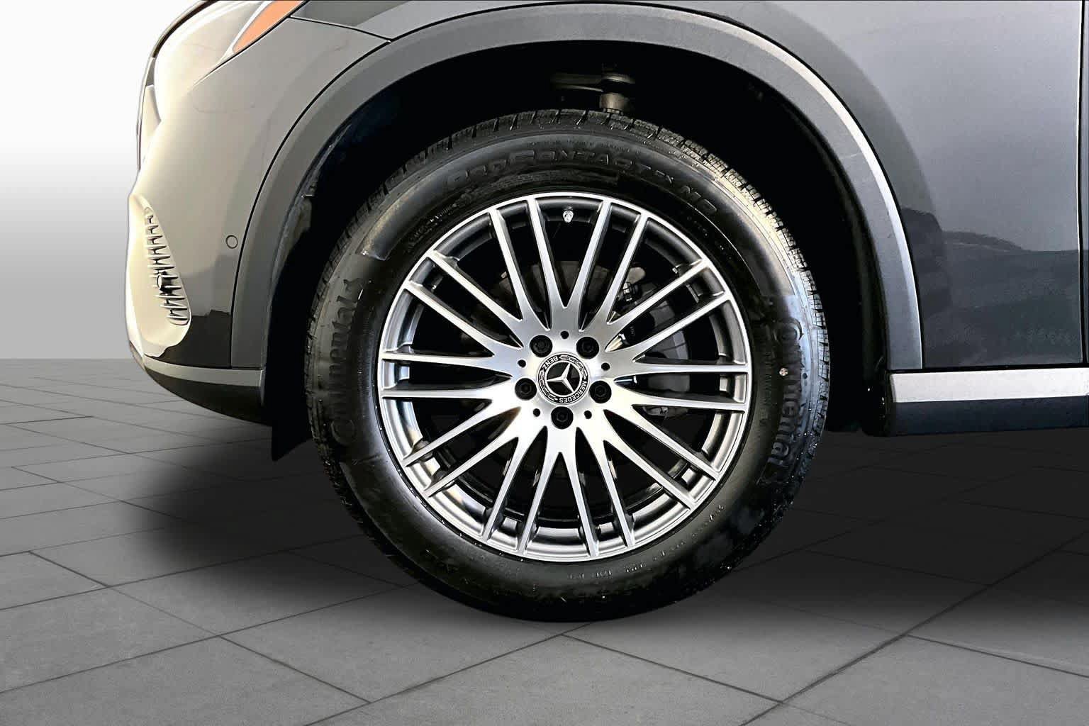 Used 2026 Mercedes-Benz GLC 300 4MATIC image 11