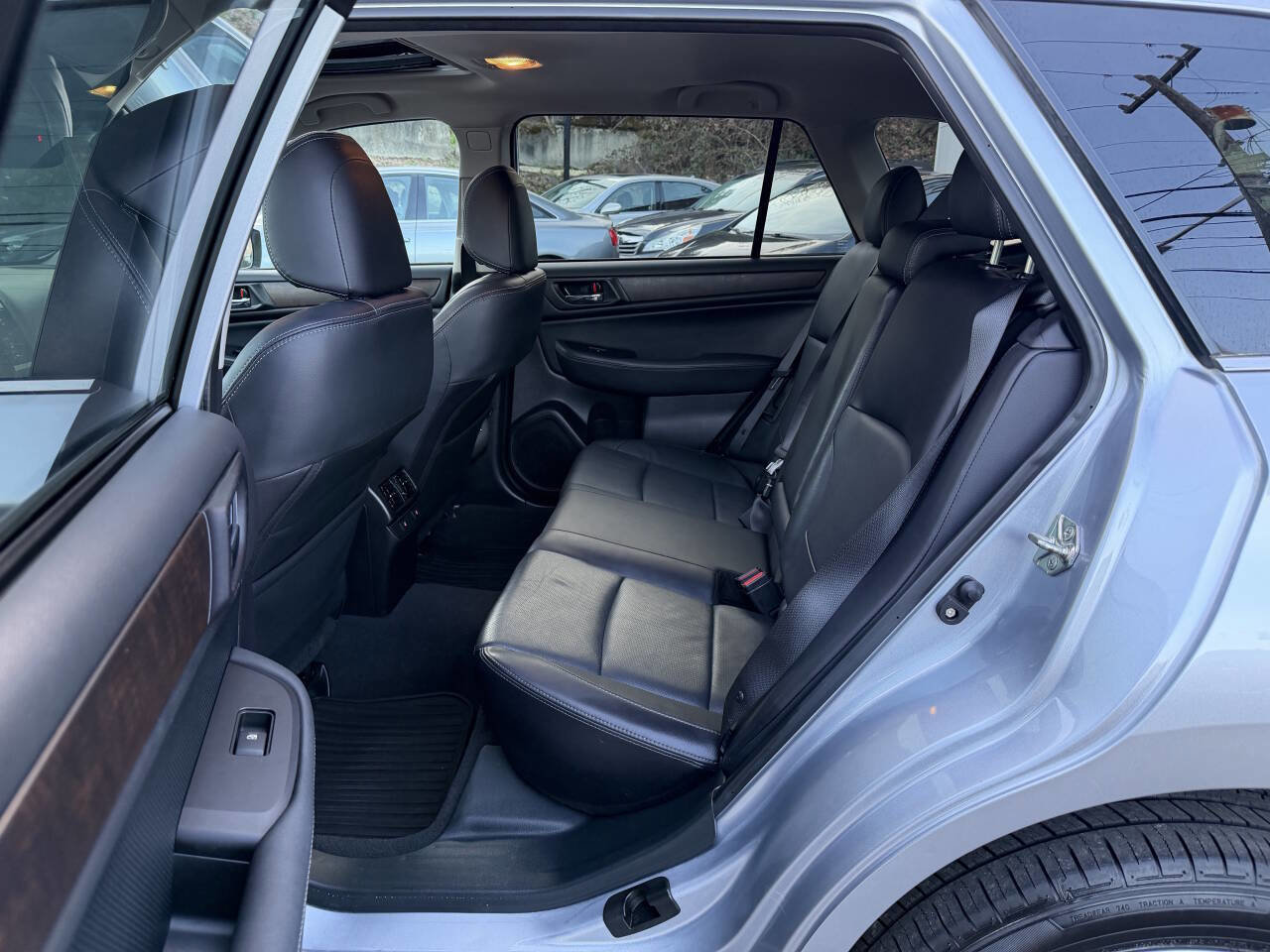 Used 2017 Subaru Outback 2.5i Limited w/ Popular Package #5 image 34