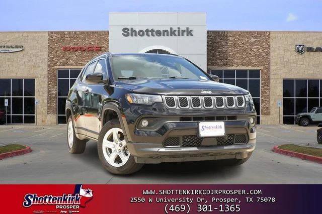 Certified 2023 Jeep Compass Latitude AWD/4WD image 1