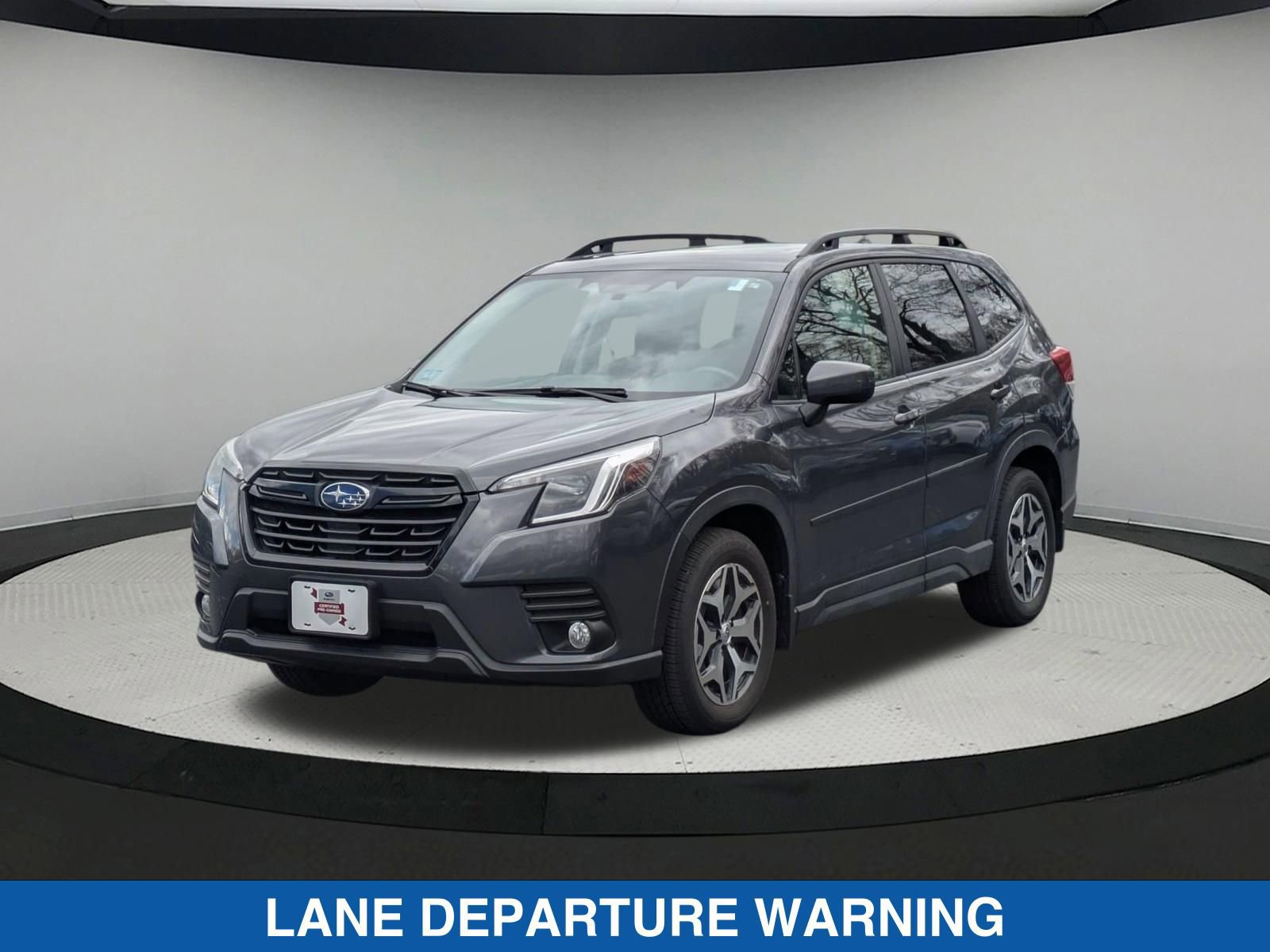 Used 2023 Subaru Forester Premium image 8