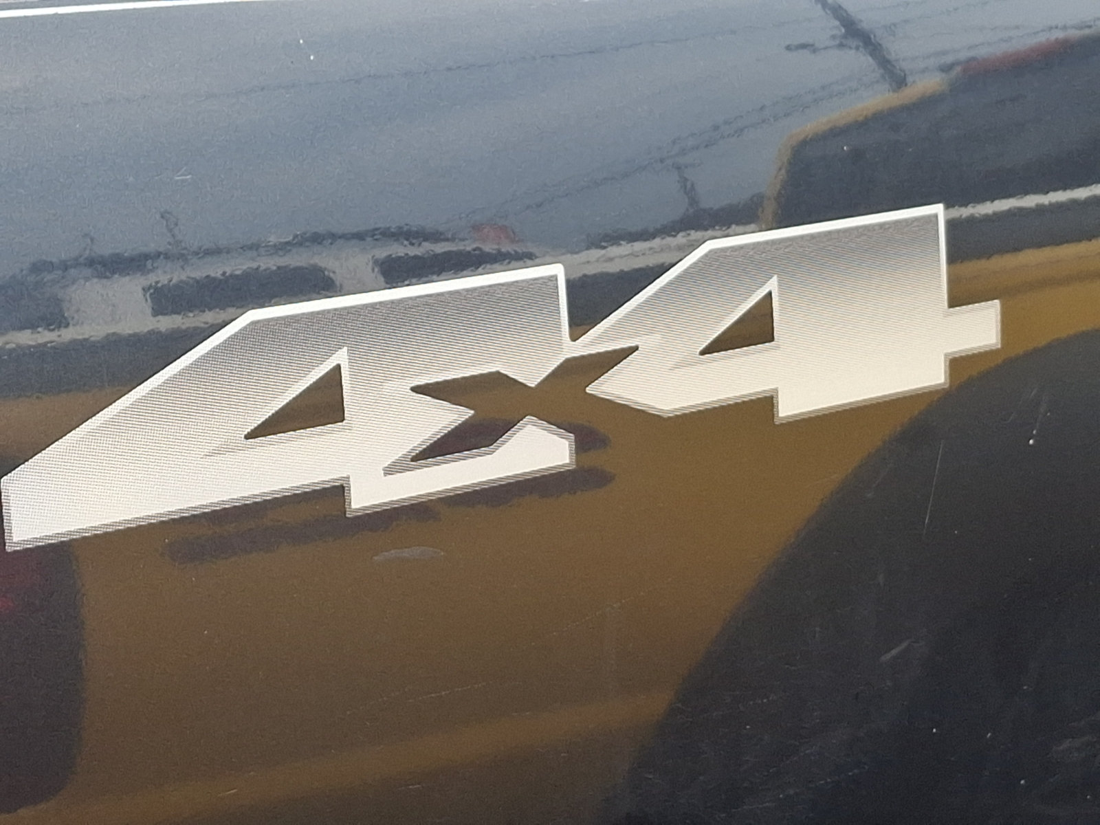 Used 2003 Chevrolet Avalanche 4x4 w/ Personal Security Package image 5
