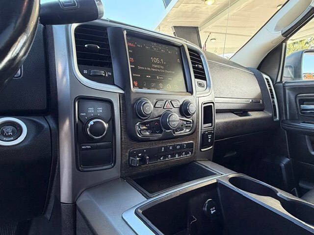 Used 2015 RAM 2500 Limited AWD/4WD image 25